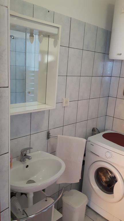 Apartment Krizanovic Malinska Eksteriør billede