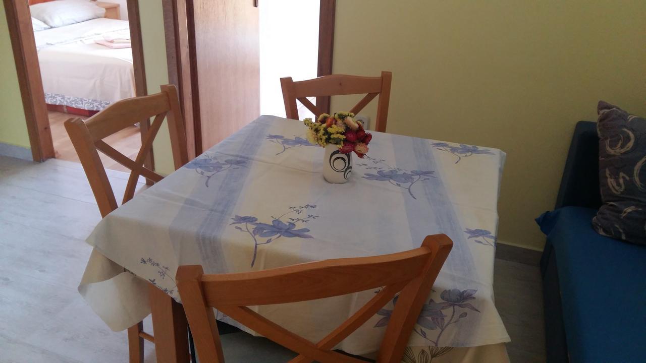 Apartment Krizanovic Malinska Eksteriør billede
