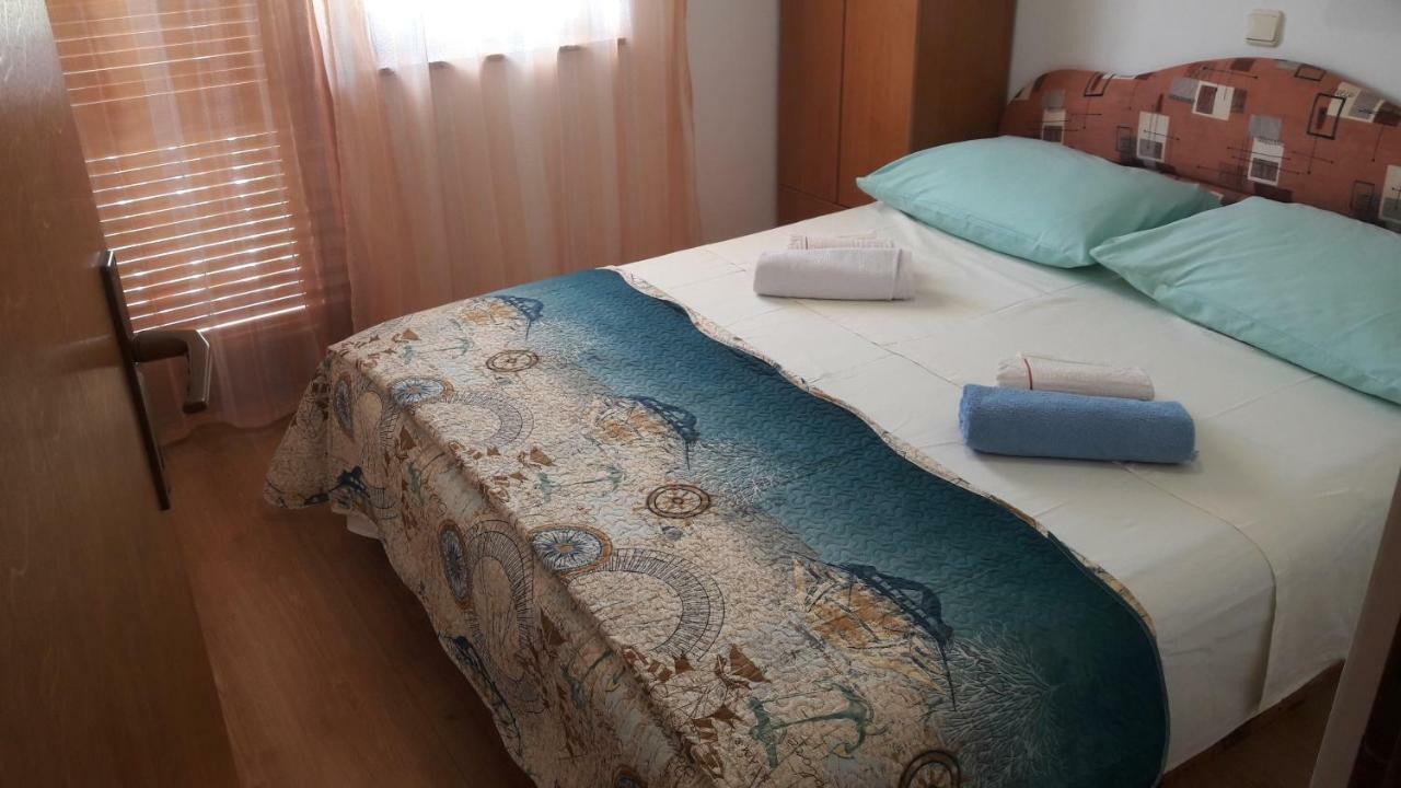 Apartment Krizanovic Malinska Eksteriør billede